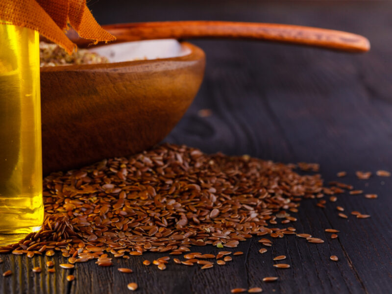 Óleo de linhaça x semente de linhaça